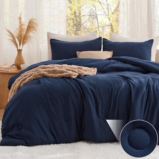 Bedsure Queen Comforter Set Navy, Soft Prewashed Queen Size Bedding, Quilted Comforter with Circle Design, Down Alternative Comforter for All Seasons, 3 Pieces Bed Set with 2 Pillow Shams