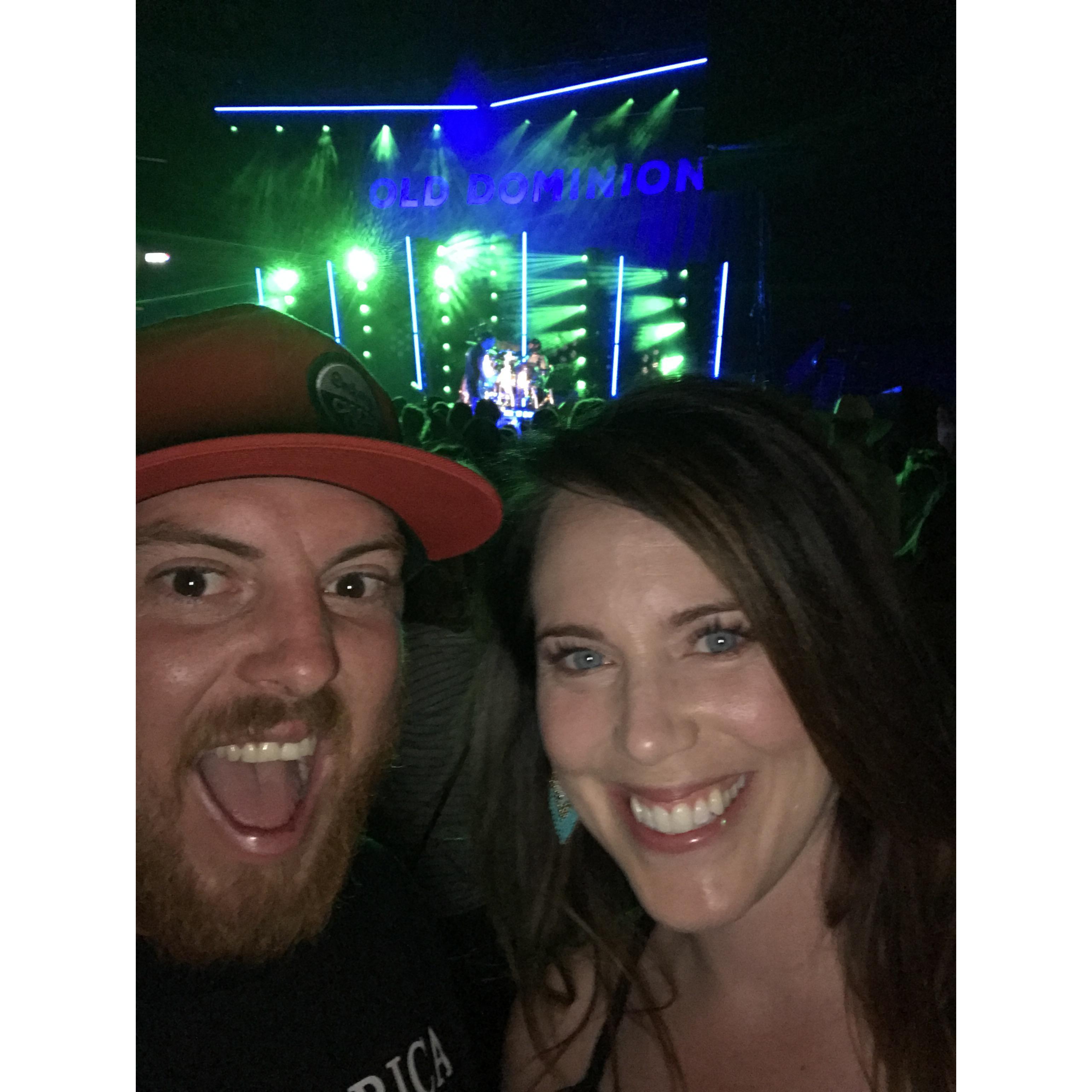 Watching one of our favorite bands (Old Dominion) at the Deschutes County Fair!