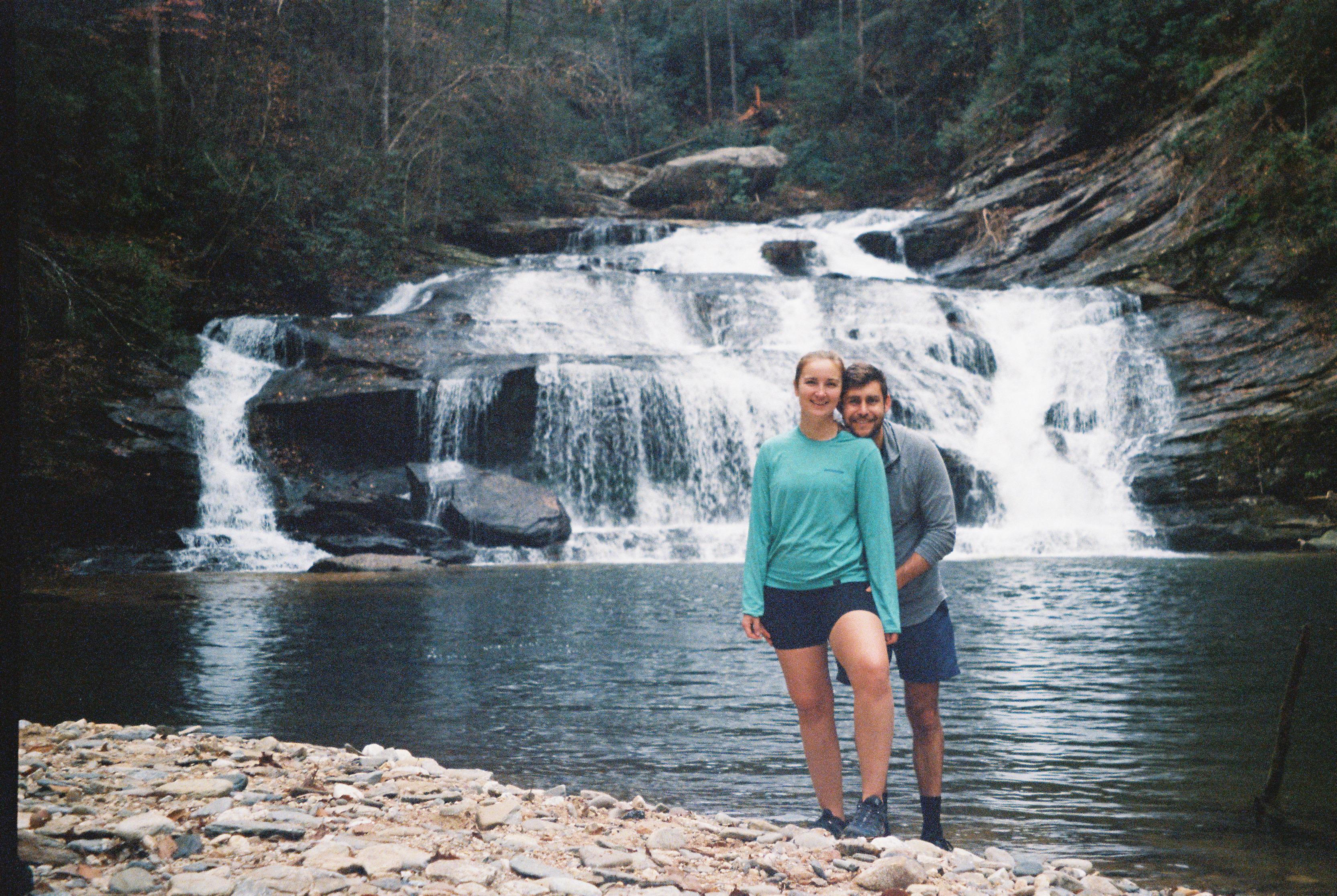 The Wedding Website of Molly McCallum and Brandon Doll