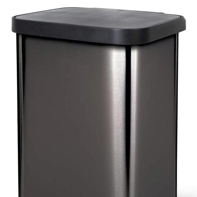 Glad 20 Gallon / 75.5 Liter Extra Capacity Stainless Steel Step Trash Can with CloroxTM Odor Protection, Pewter