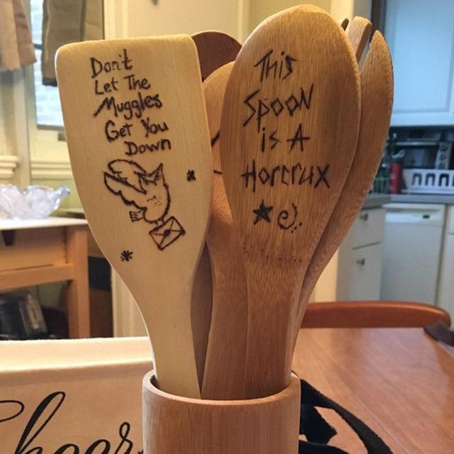 Harry Potter Wooden 6 piece Spoon Set