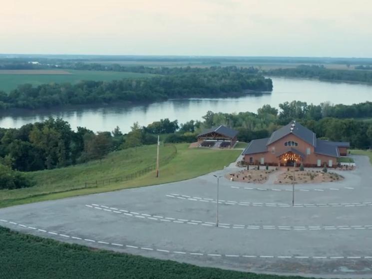 The Wedding Website of Maddie Allen and Colton Farmer