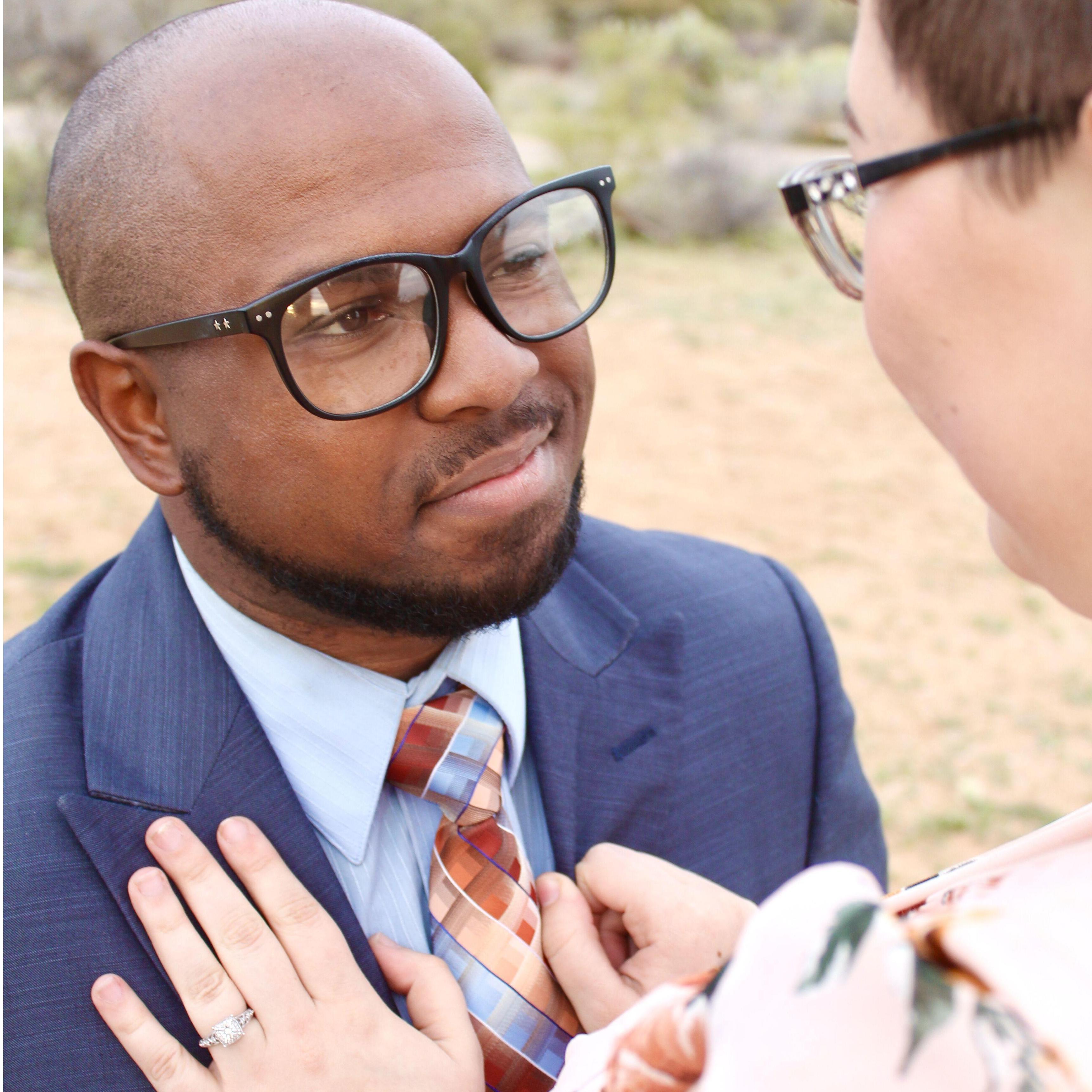 Daron's face in this pic is pricless... This is one of those "look how he looks at her" pictures.
