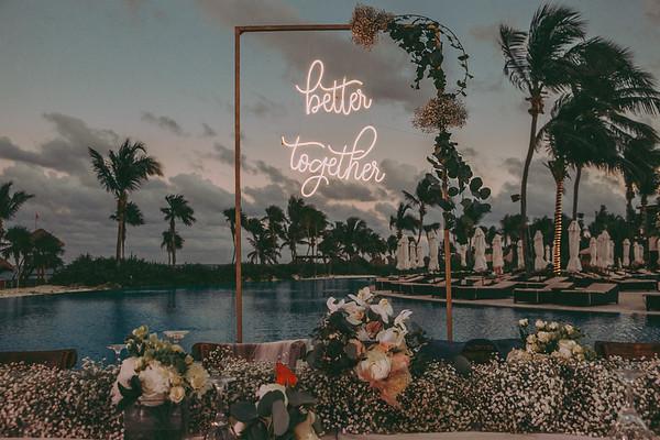 The Wedding Website of Alexis Burke and Thomas Cheatham
