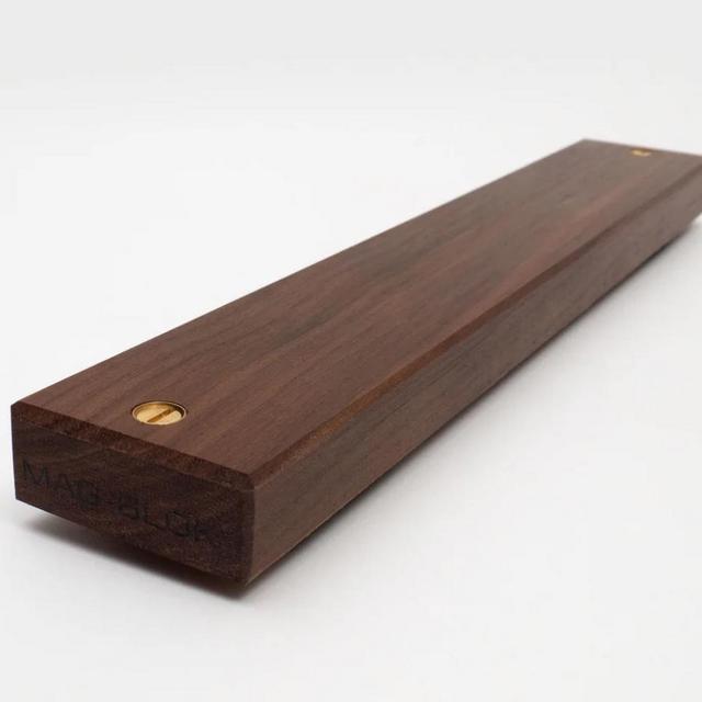 Mag-Blok (18” Walnut)