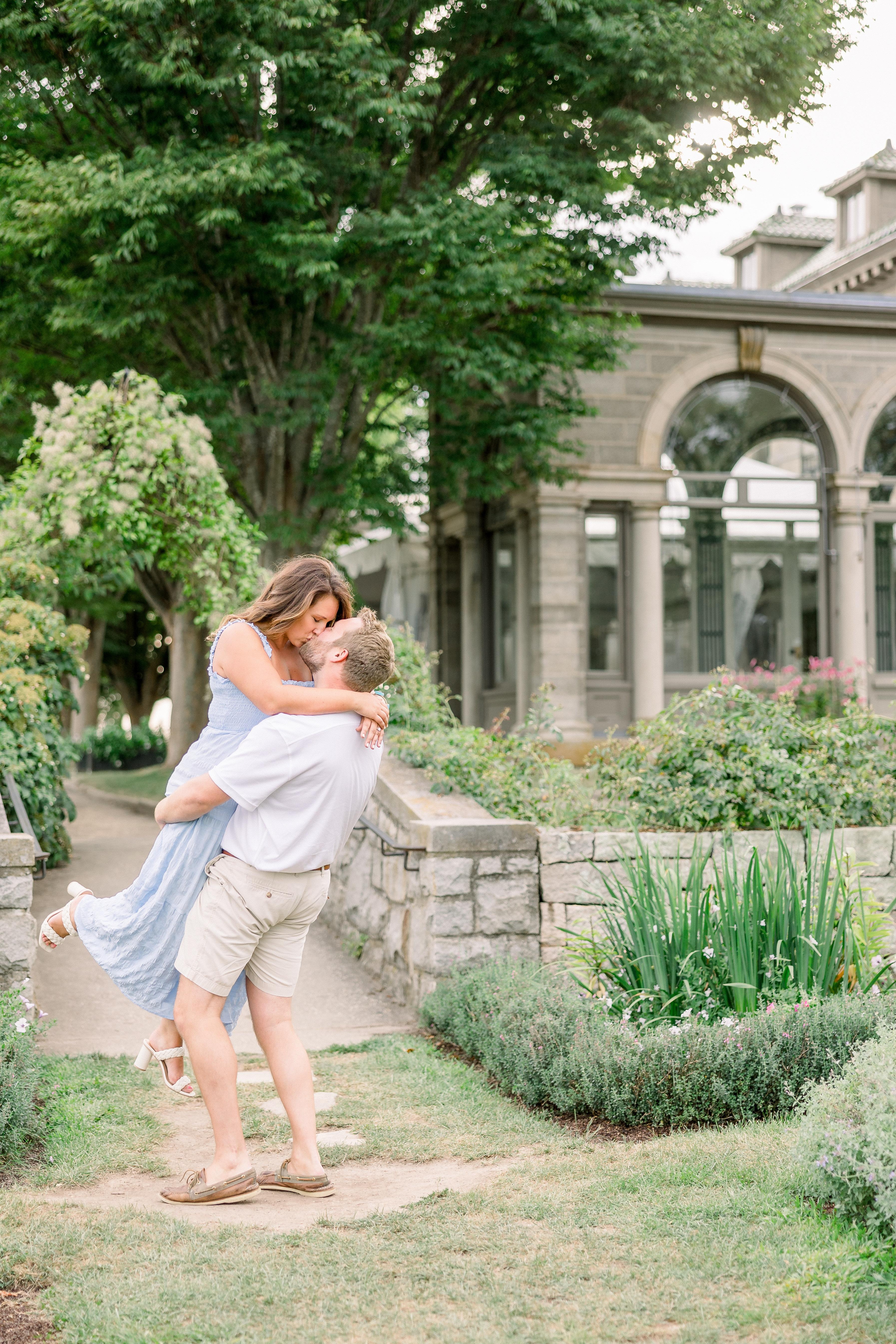 The Wedding Website of Hilary Stegina and Nicholas Traicoff