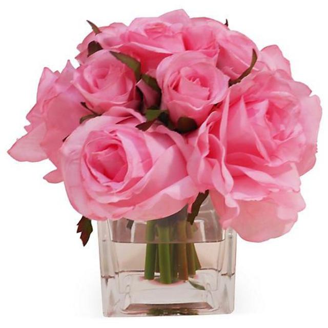 7" Rose Bundle in Cube Vase