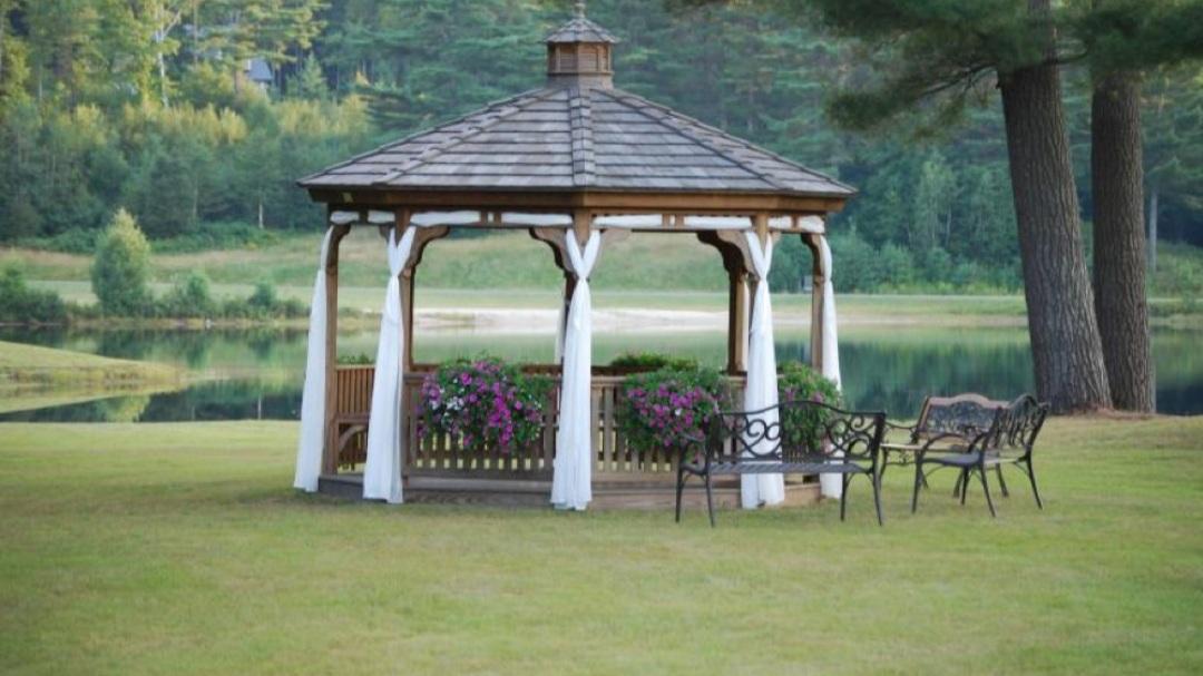 The Wedding Website of Alanna Stevens and Tyler Ruby