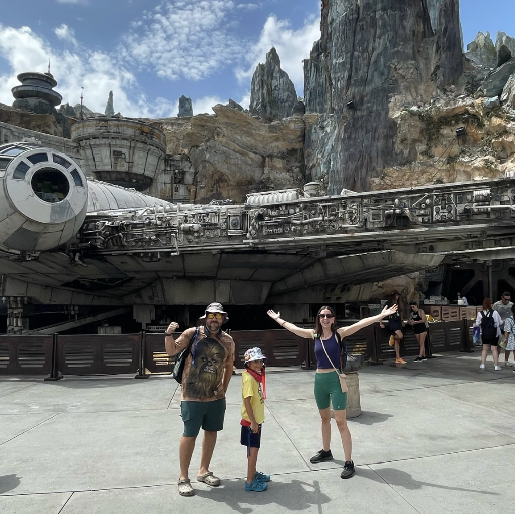 About to make a Kessel Run out of Galaxy's Edge. We ended up doing it in 11 parsecs!