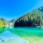 Lindeman Lake Hike