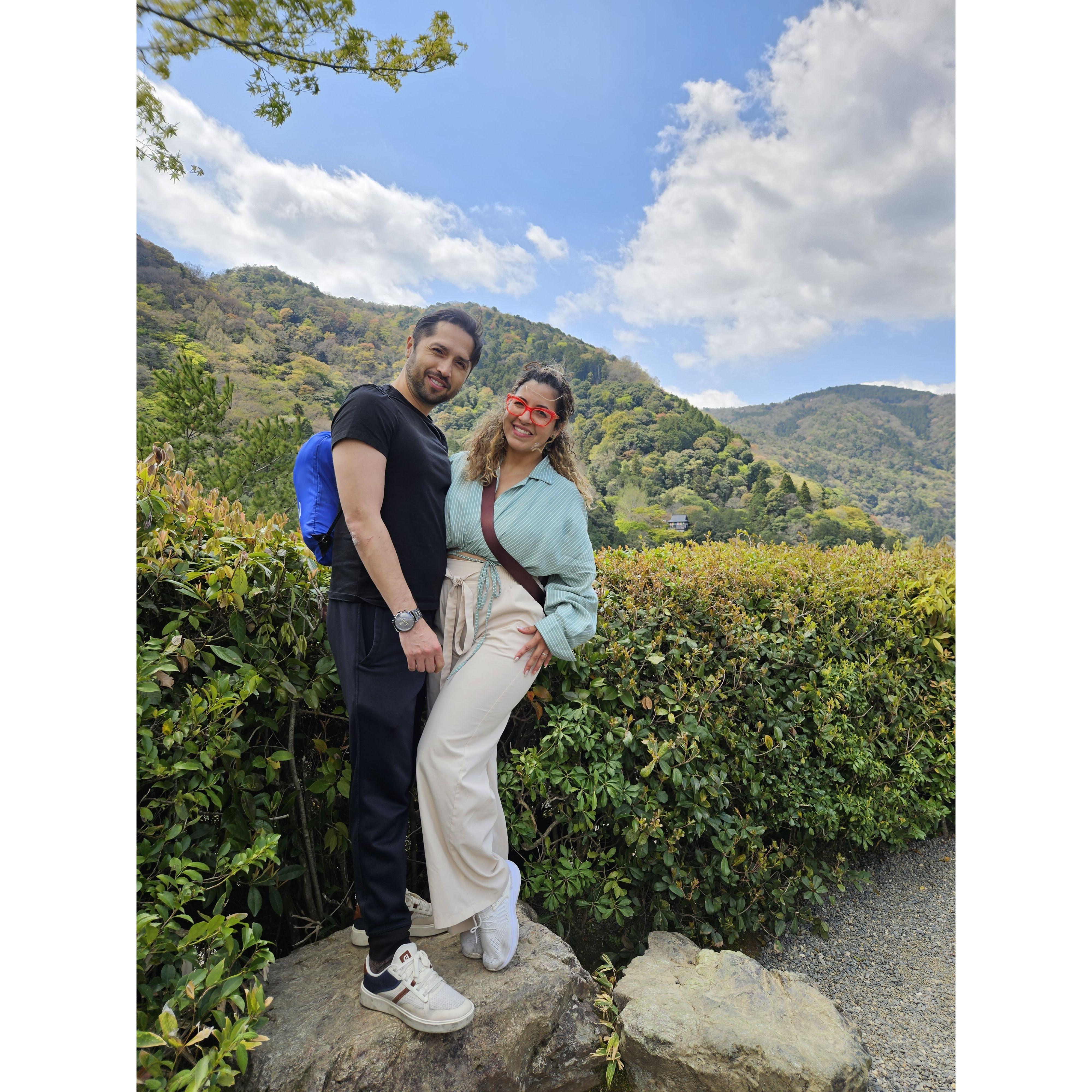 We hope you enjoy it with us.../Esperamos que lo disfrutes con nosotros...