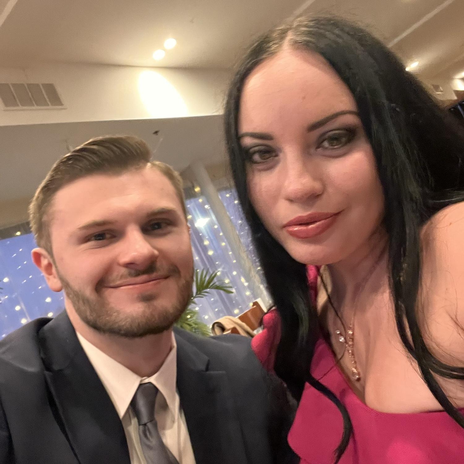 Selfie at Hanna’s wedding !