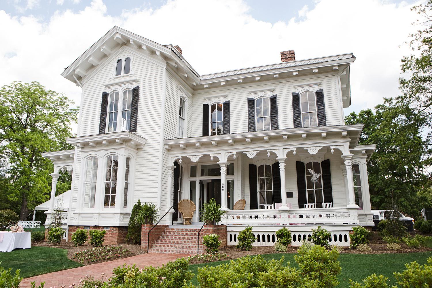 The Wedding Website of Elizabeth DeRoy and Peter Johnston