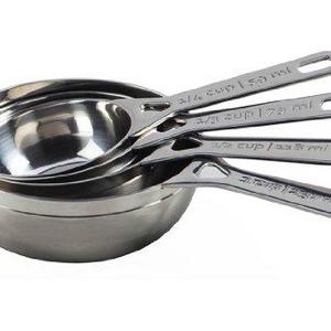 Le Creuset Stainless Steel Measuring Cups, Set of 4