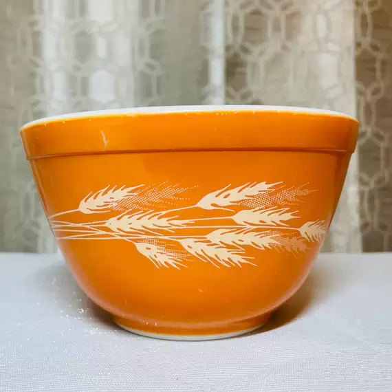 Vintage Pyrex “Autumn Harvest” 401 Bowl, 750 ml Small Mixing Bowl, Harvest Wheat
