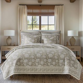 Adare 3-Piece Reversible Quilt Set