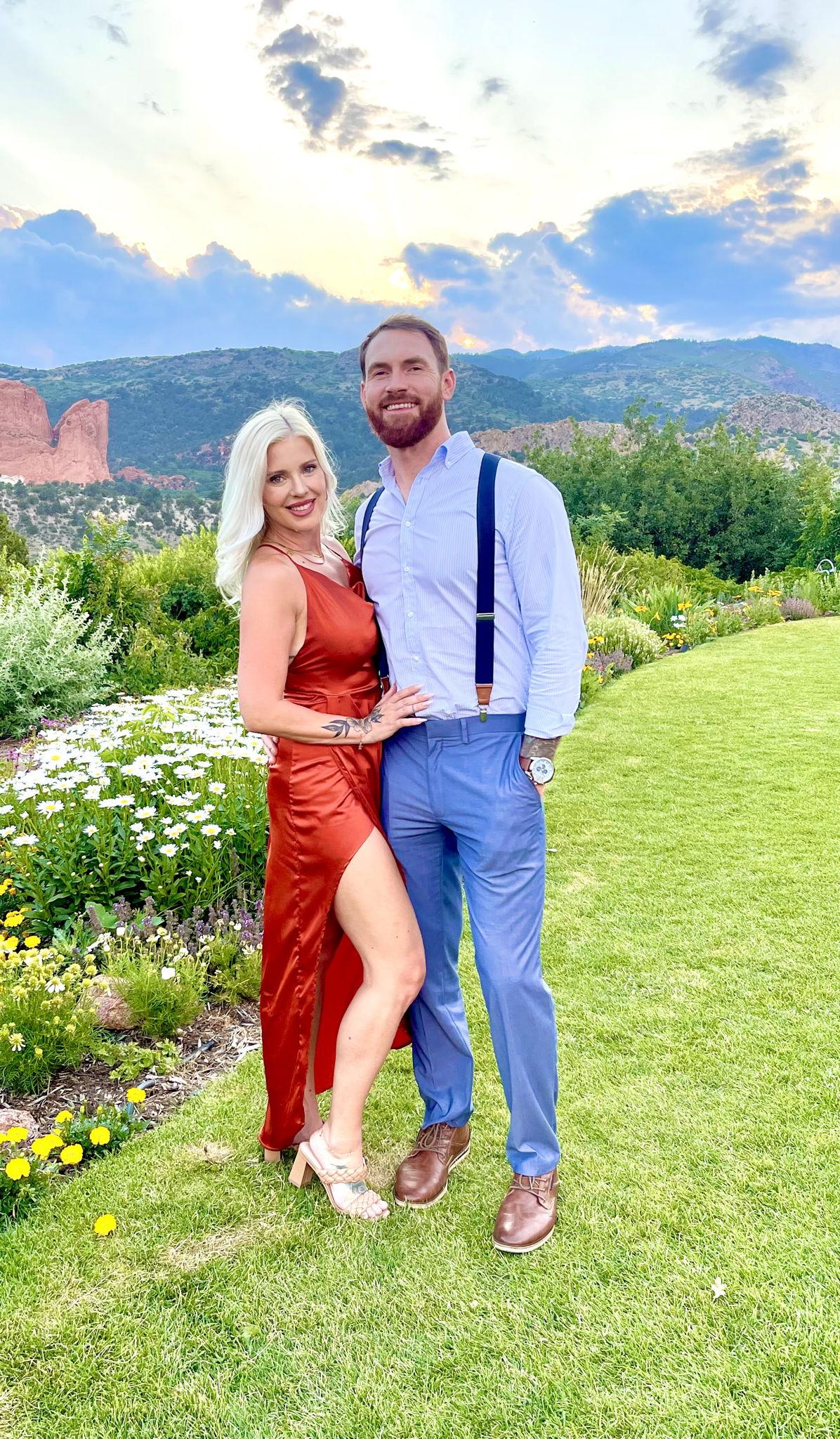 The Wedding Website of Stevie Decker and Joel Higginbotham