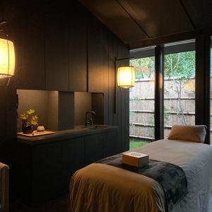60-Minute Couples Massage