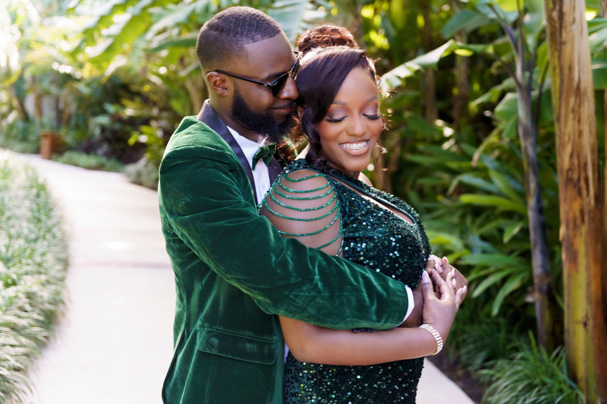 The Wedding Website of Kennyce DaWayna Williams and Raymonte Charles Burrows