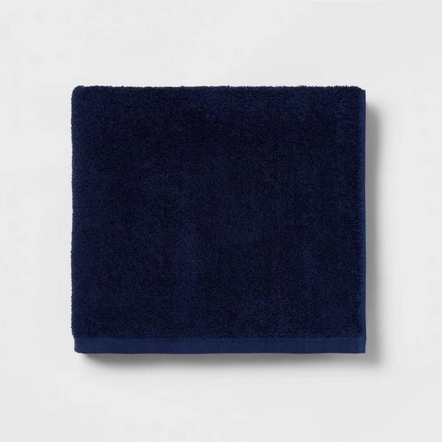 Everyday Bath Towel Navy - Room Essentials™