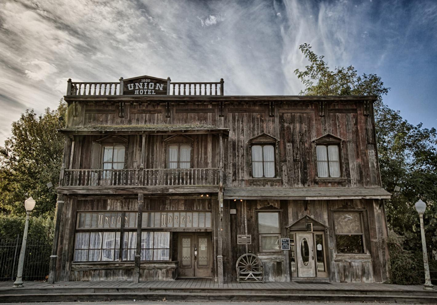 The Wedding Website of Brittany Jones and Clayton Meeks