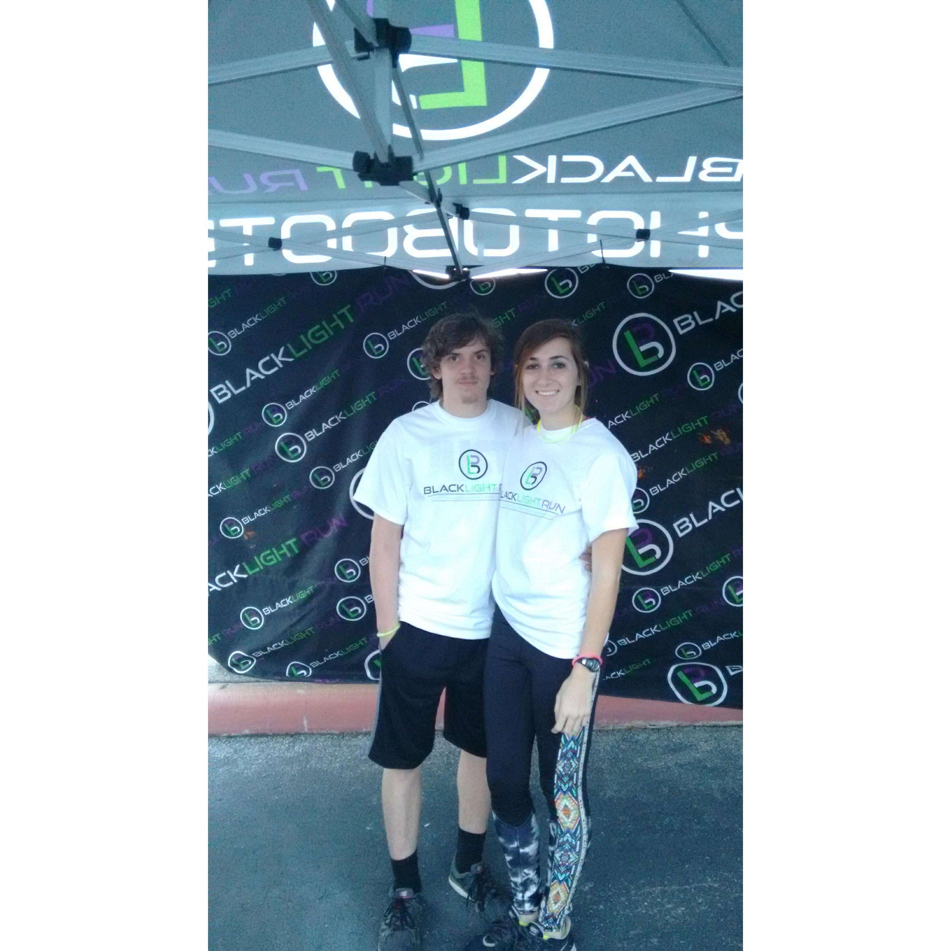 BlackLight 5K Glow Run at 6 Flags 2016