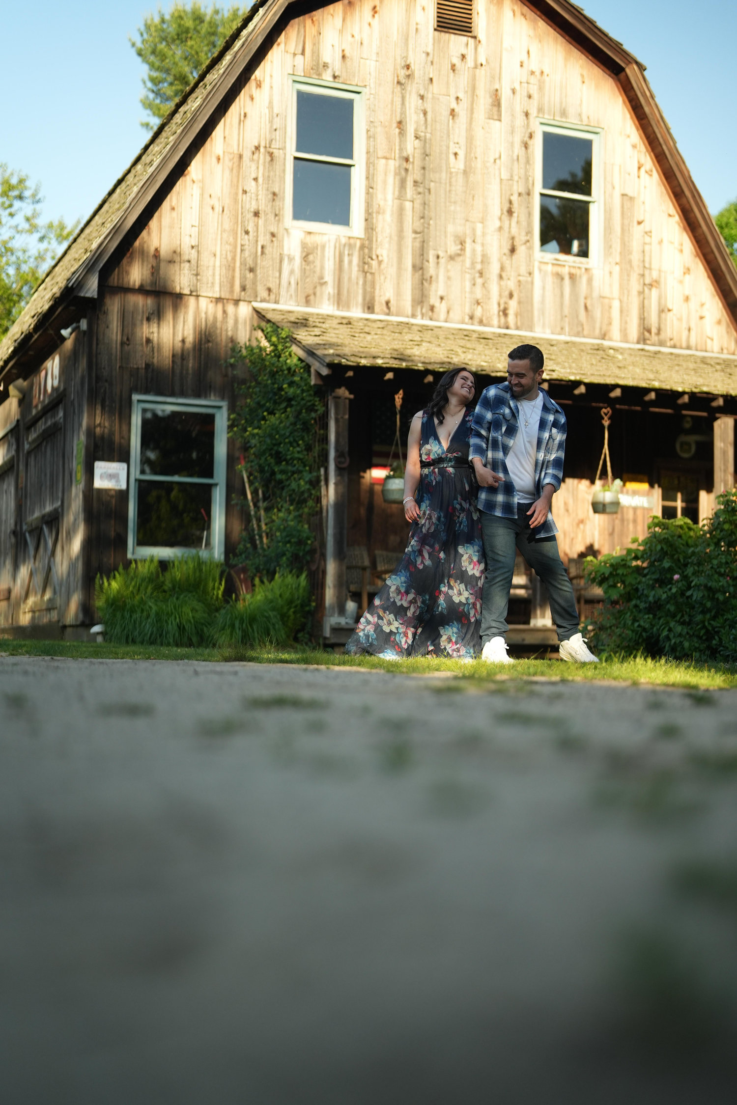 The Wedding Website of Emalee Ciampo and Jesse Travers