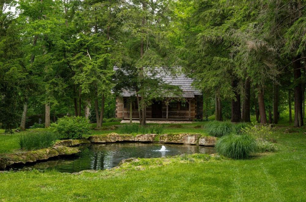 The Wedding Website of Emmy Trussell and Clark Cowden