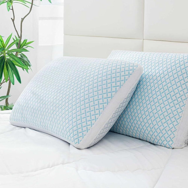 Aveallore Shredded Memory Foam Cooling Soft Pillows King Size Set of 2, Adjustable Hypoallergenic Hotel Quality Bed Pillow for Back, Stomach and Side Sleeper, Bamboo Viscose Cover, Oeko-TEX Certified