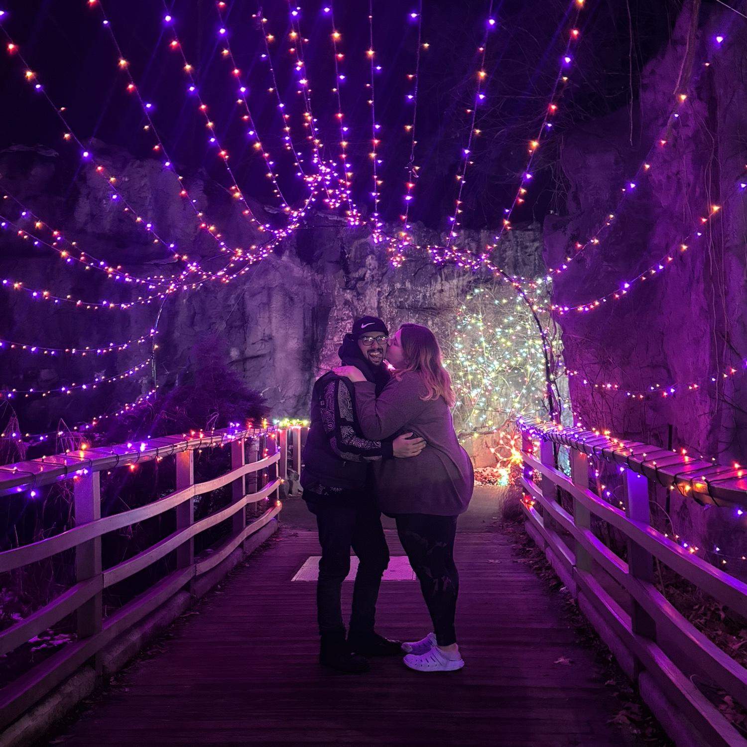 A little kiss under the lights