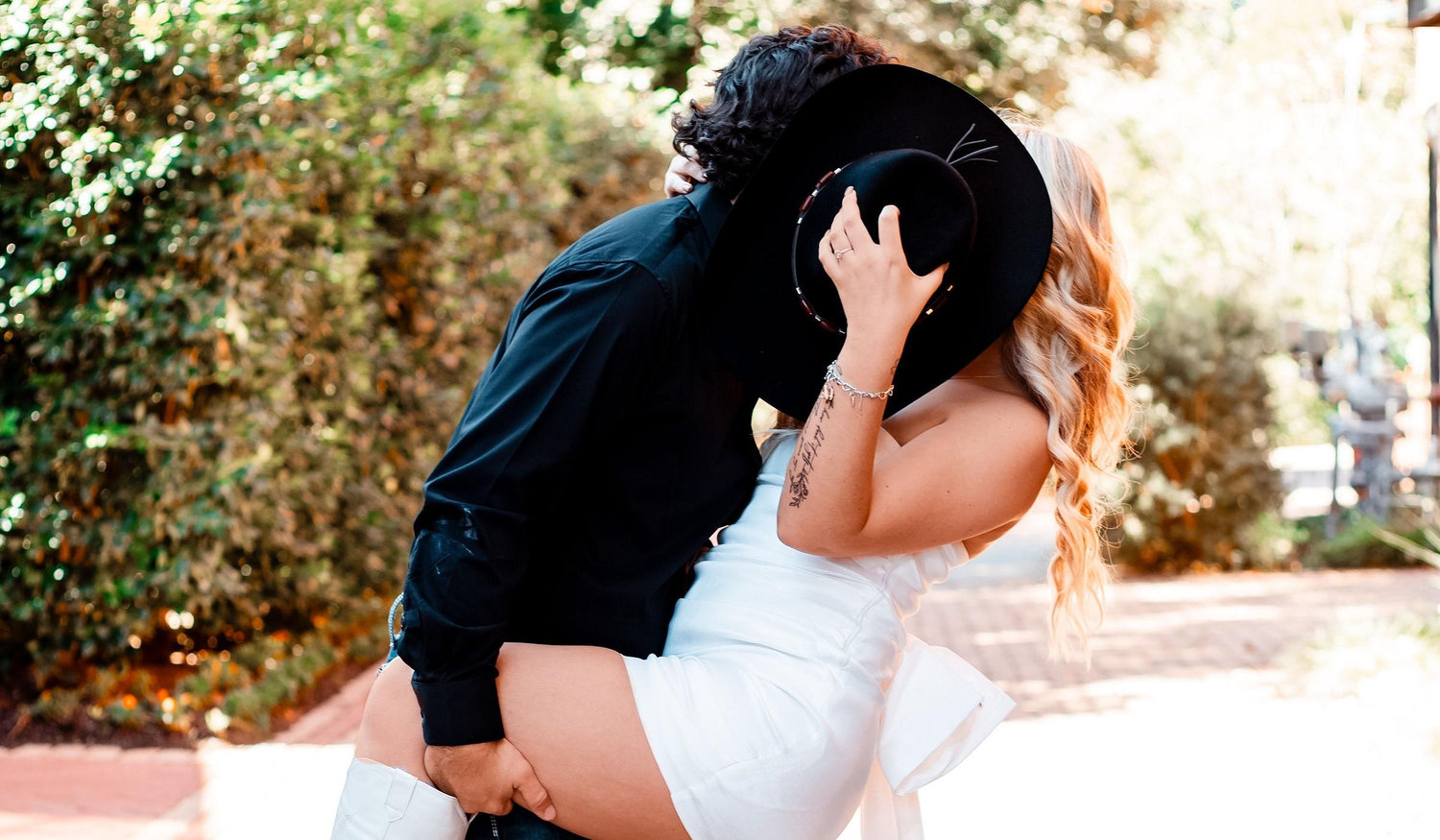 The Wedding Website of Carson Lunsford and Logan Hoedebeck