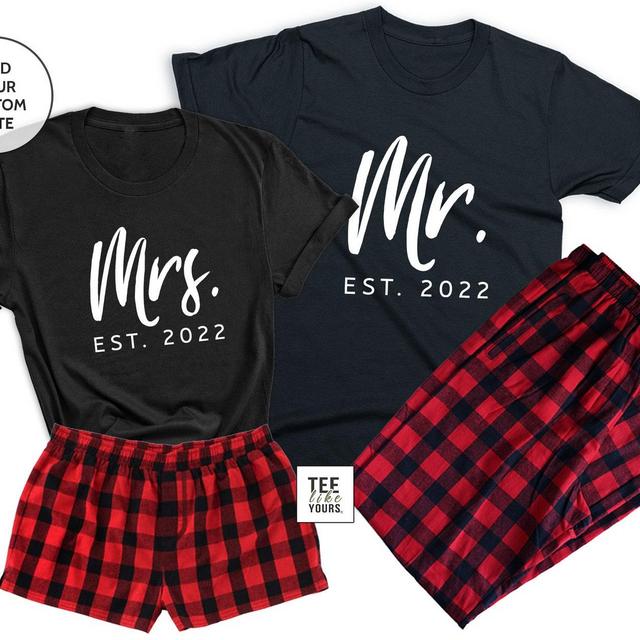 Mr. & Mrs. Couple Matching Pajamas |...