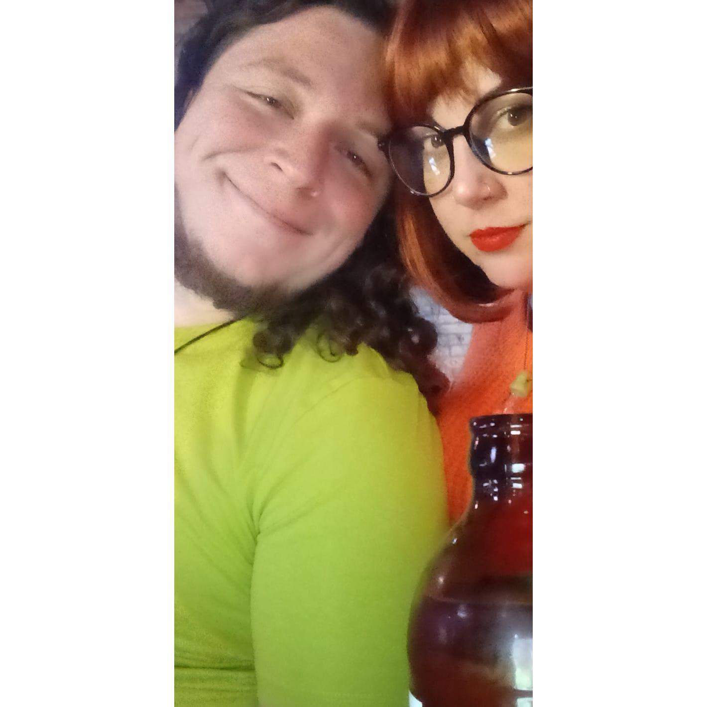 The Shaggy to her Velma <3