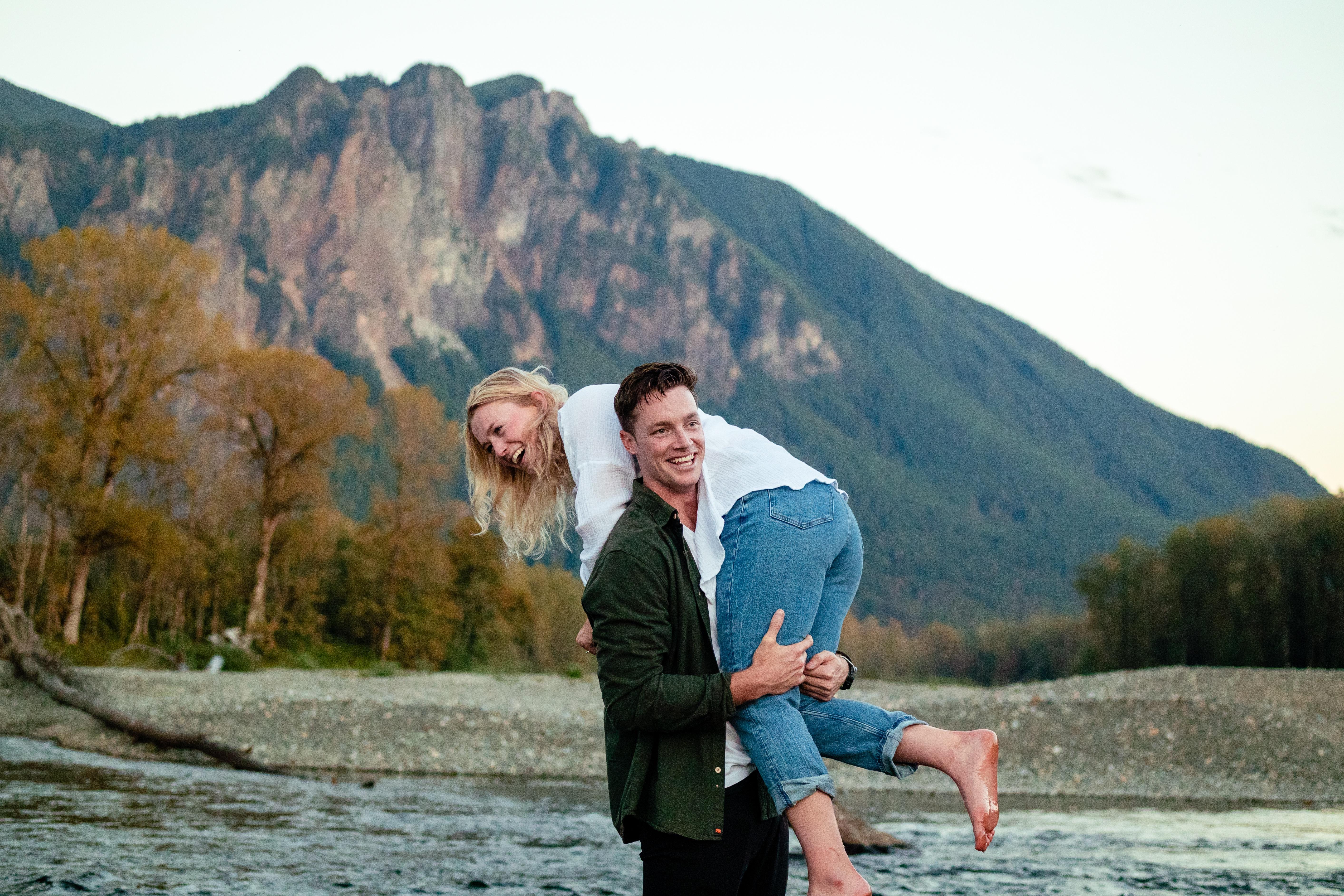 The Wedding Website of Haley Mennes and Austin Ellis