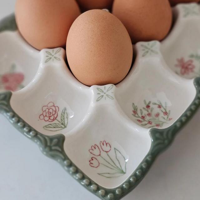 Farmhouse Stoneware Egg Tray