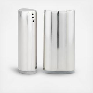 Salt & Pepper Shaker Set