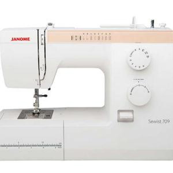 Janome Sewist 709 Sewing Machine