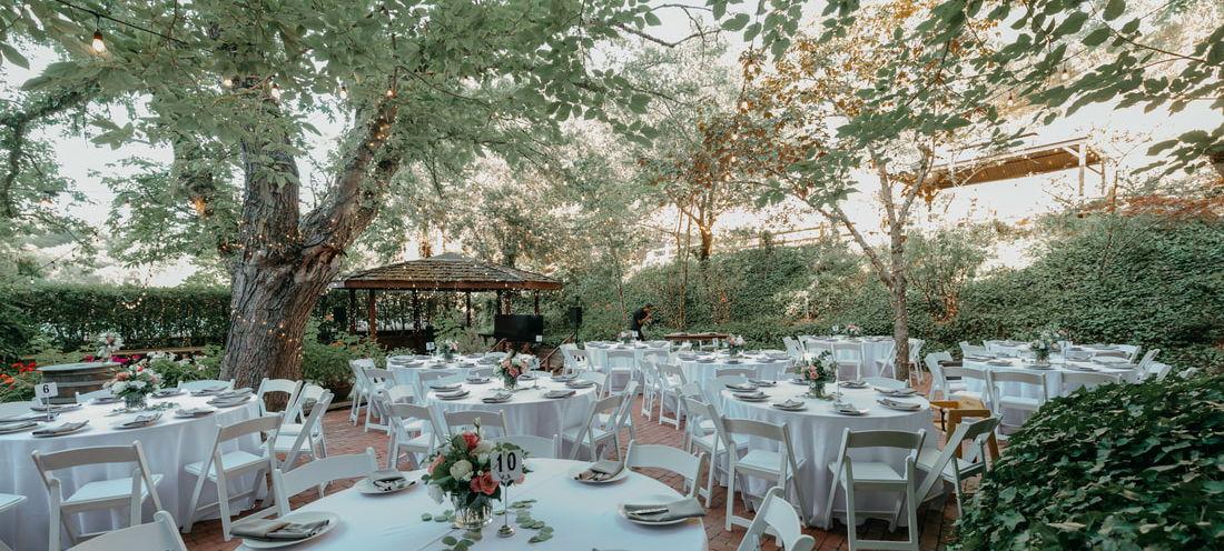 The Wedding Website of Justine Sizemore and Tim Duryea