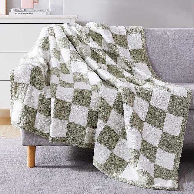 WRENSONGE Checkered Throw Blanket, Sage Green Microfiber Soft Cozy Fluffy Warm Hand Made Throw Blankets for Couch, Sofa, Chair, Bed, Camping, Picnic, Travel Lightweight Bed Blanket - 50"*70"