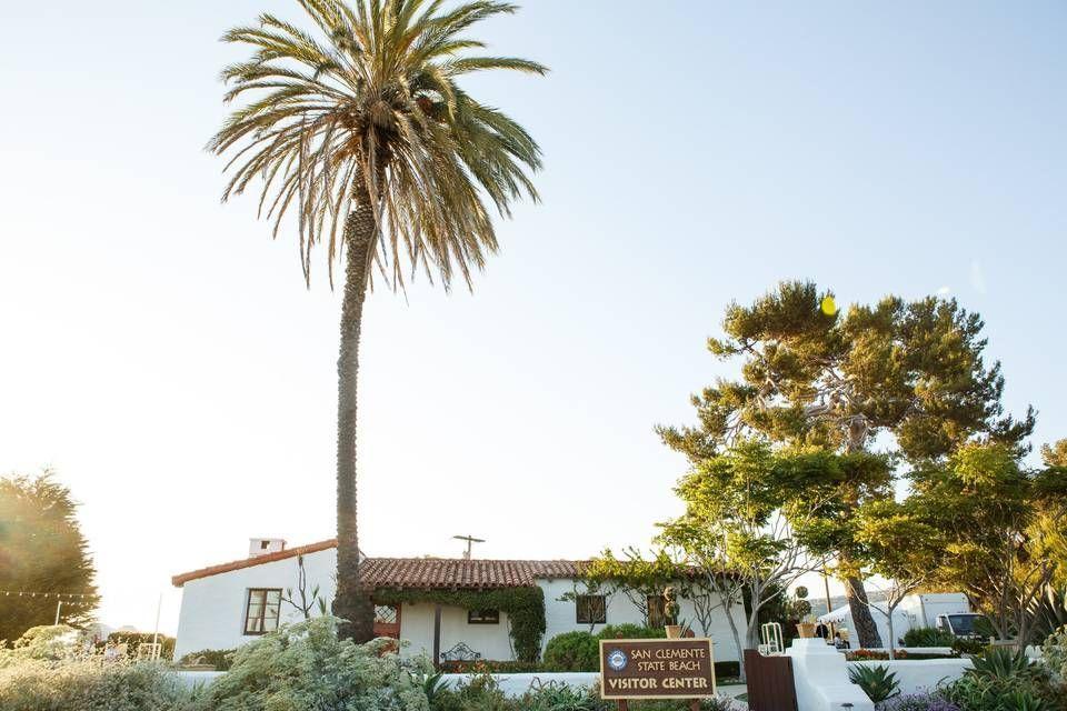 The Wedding Website of Holly Ludwick and Kyle Hastings