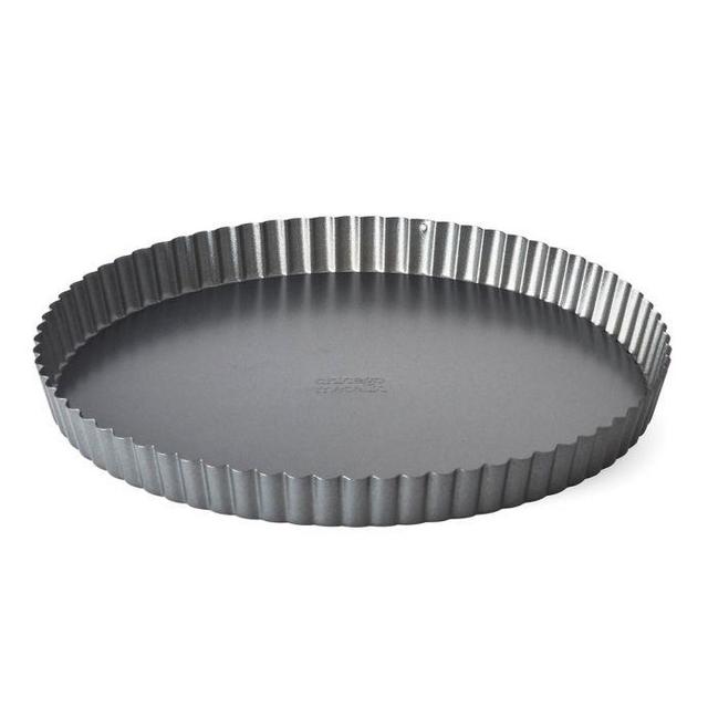 Chicago Metallic™ 11-Inch Non-Stick Tart and Quiche Pan