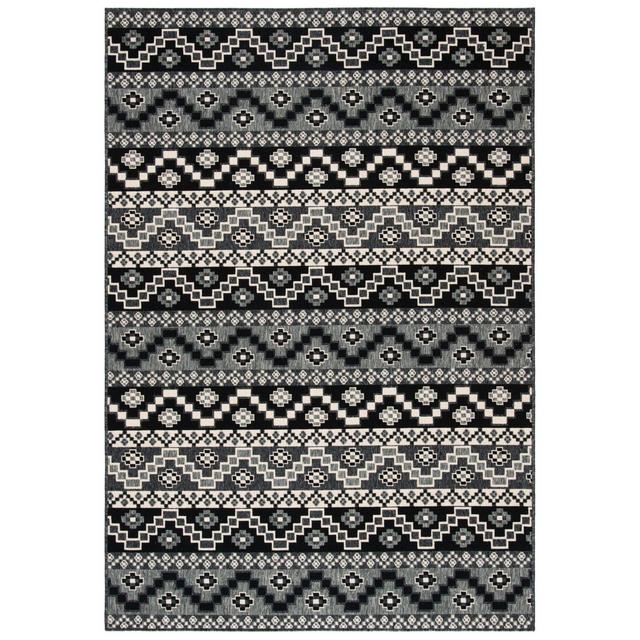 Safavieh Veranda Tucker 5'3 x 7'7 Indoor/Outdoor Area Rug in Black