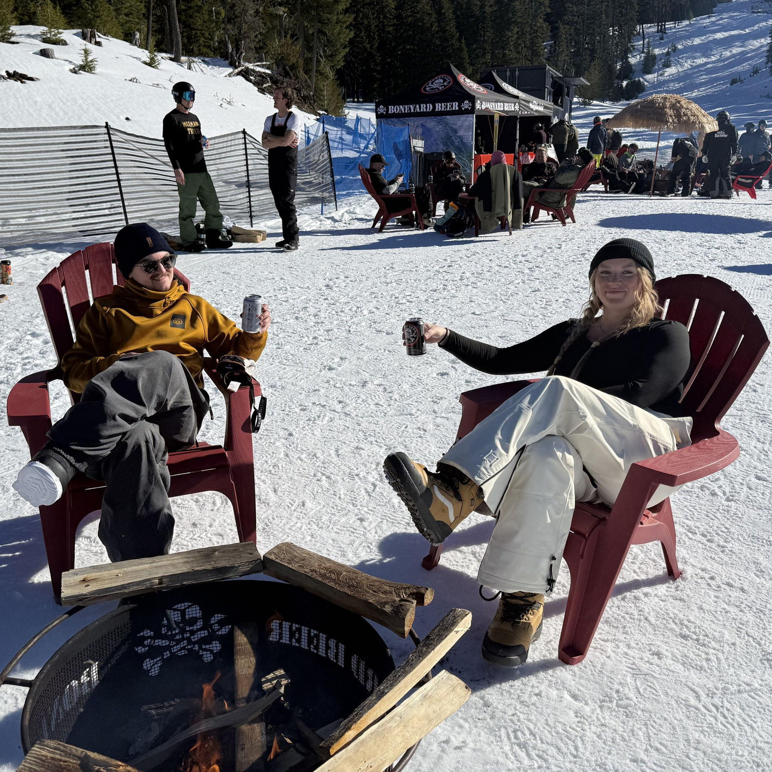 Pop up bar at the bottom of outback lift, Mt. Bachelor