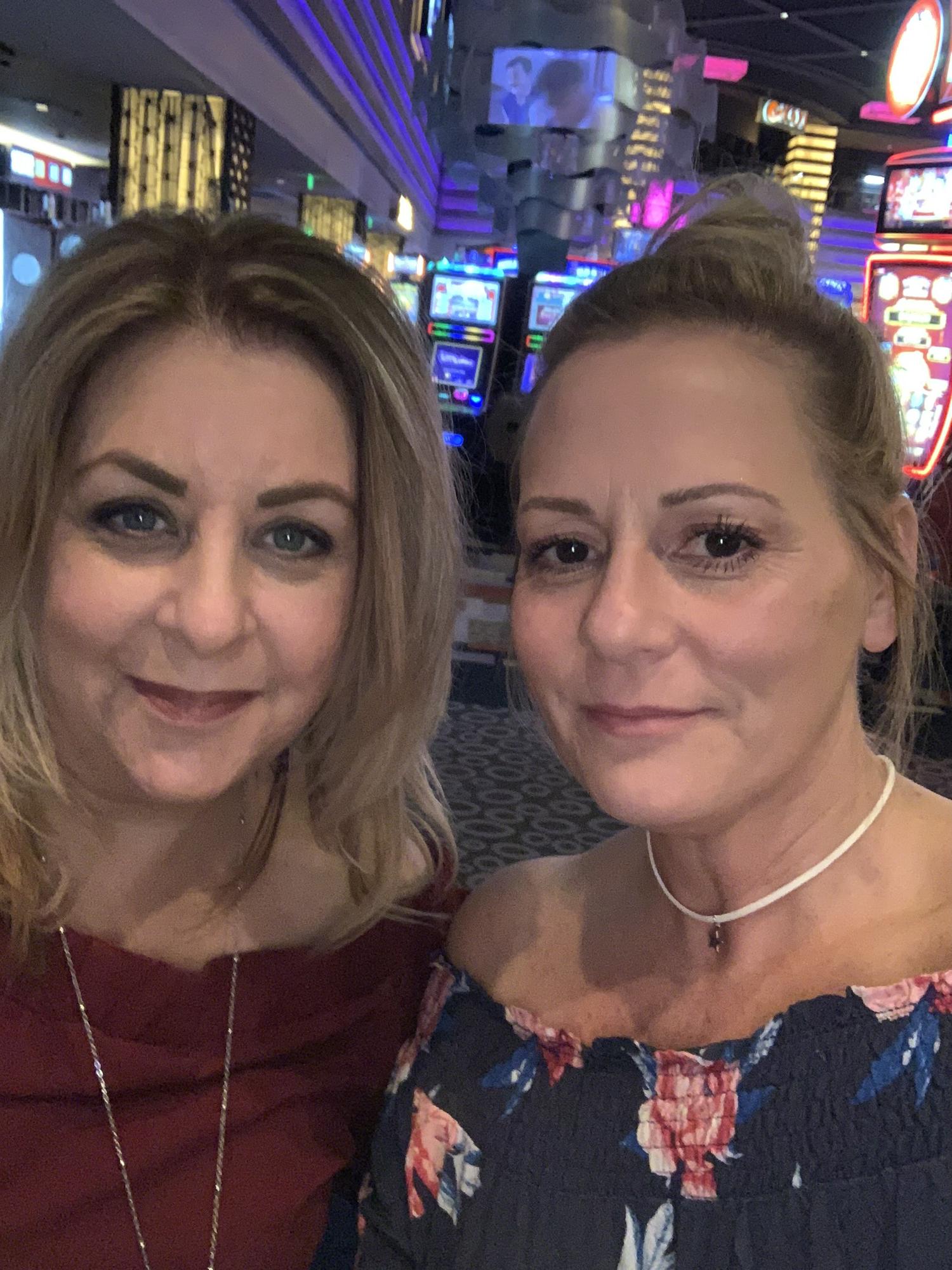 Sheila and Lisa in Vegas to see Gwen Stefani (of course)