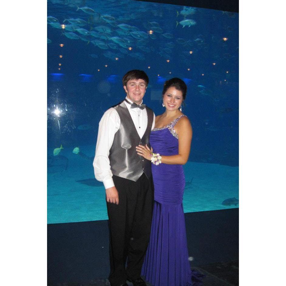 Senior Prom at the Georgia Aquarium