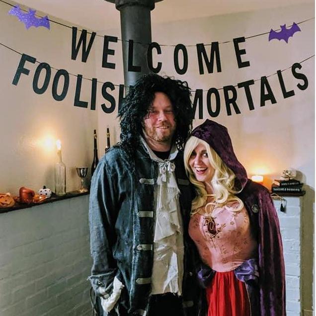 For Halloween 2019 we dressed up for a Hocus Pocus party as Billy Butcherson and Sarah Sanderson!