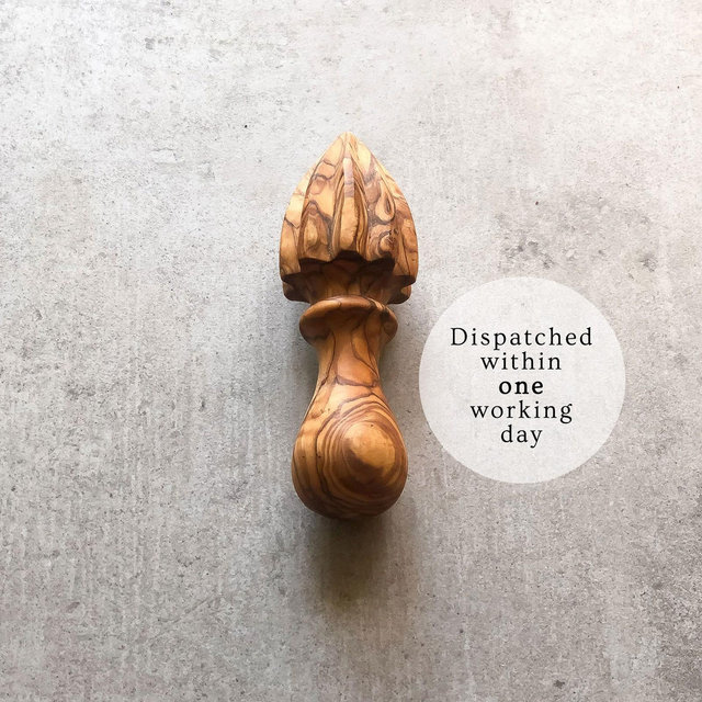 Traditional Handmade Olive Wood Lemon Squeezer | Citrus Juicer | Lemon Juicer | Fruit Squeezer | Orange Juicer | Lime | Grapefruit