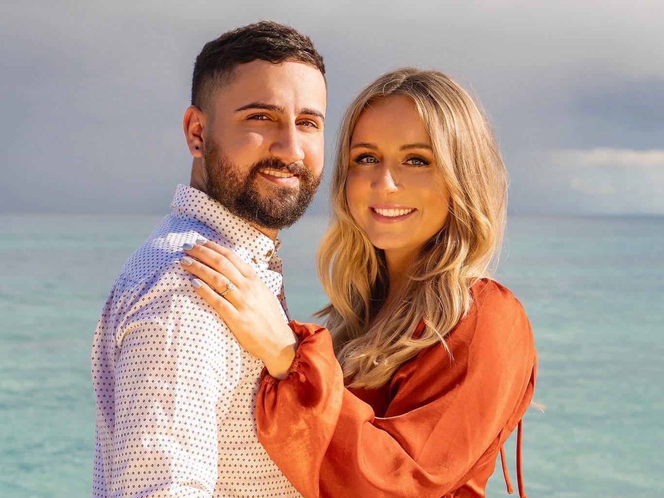 The Wedding Website of Amanda Darling and Jose Caballero
