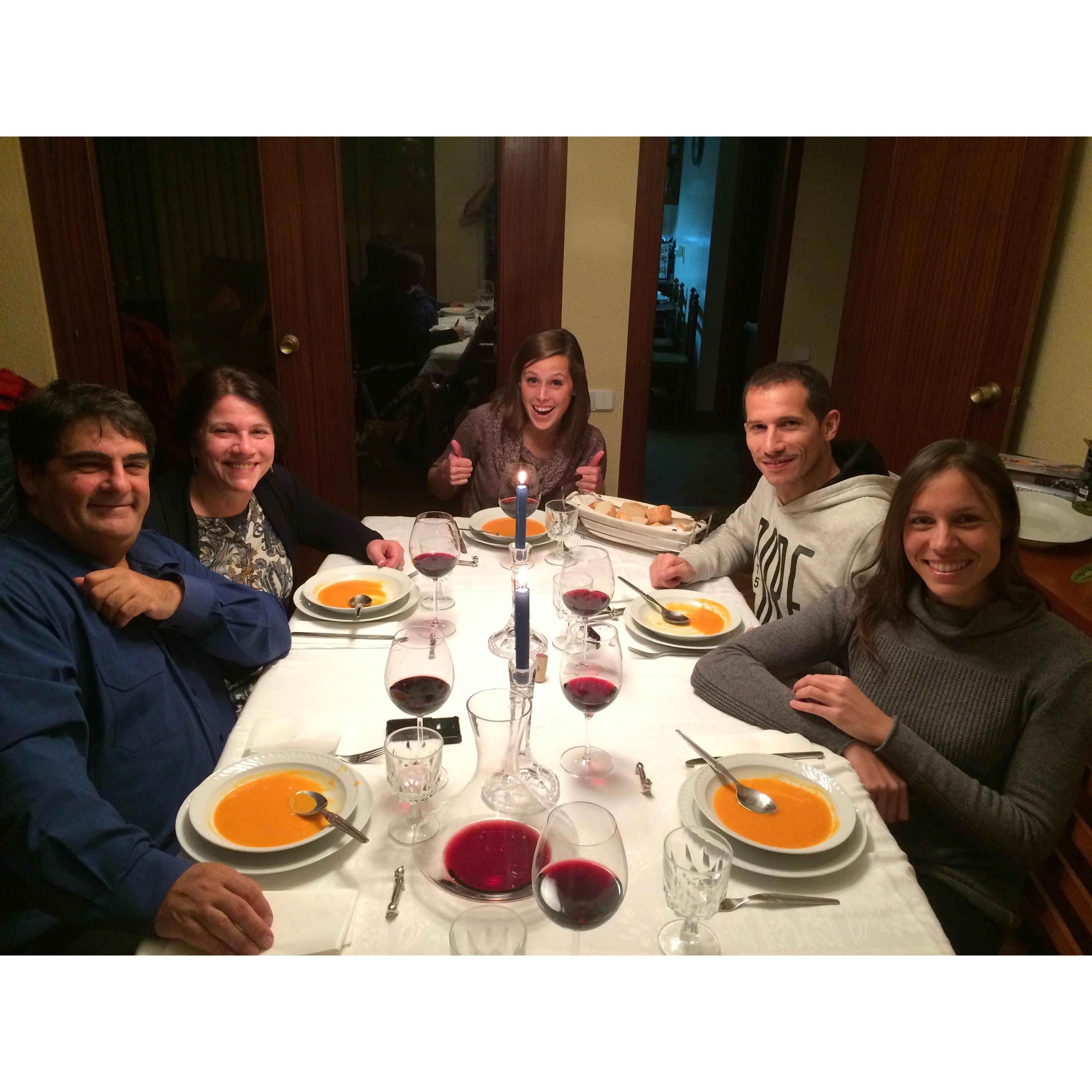 Thanksgiving in Spain with, Adrian's family !