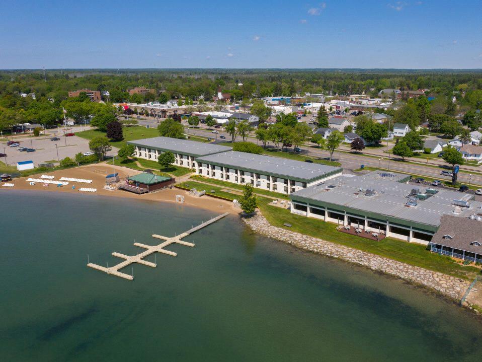 The Wedding Website of Shelby Lefferts and Zack Duca